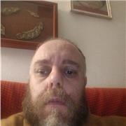 Laureato con lode in Legge e con conoscenza in materie umanistiche, si offre per aiuto compiti per scuola obbligo e x esami univer